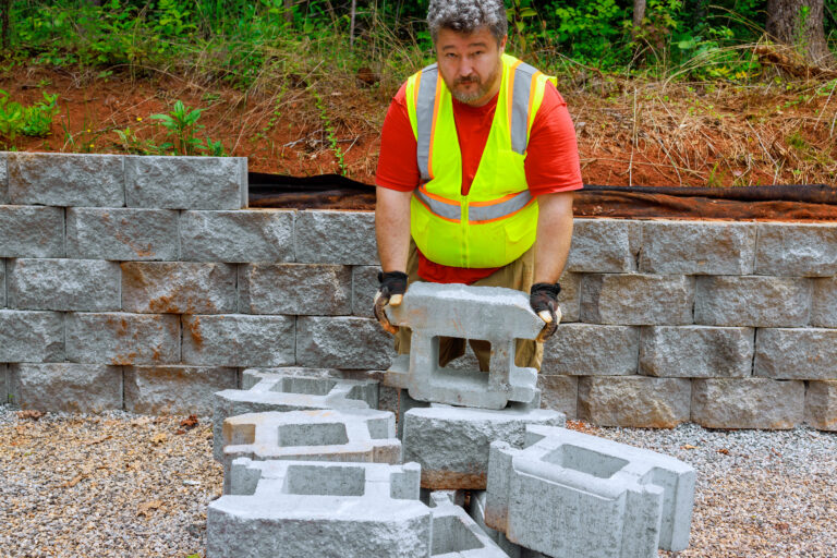 Retaining wall contractor